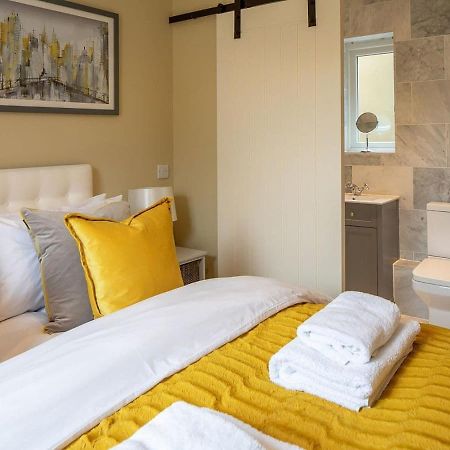 Frebus House Villa Dartmouth Eksteriør billede